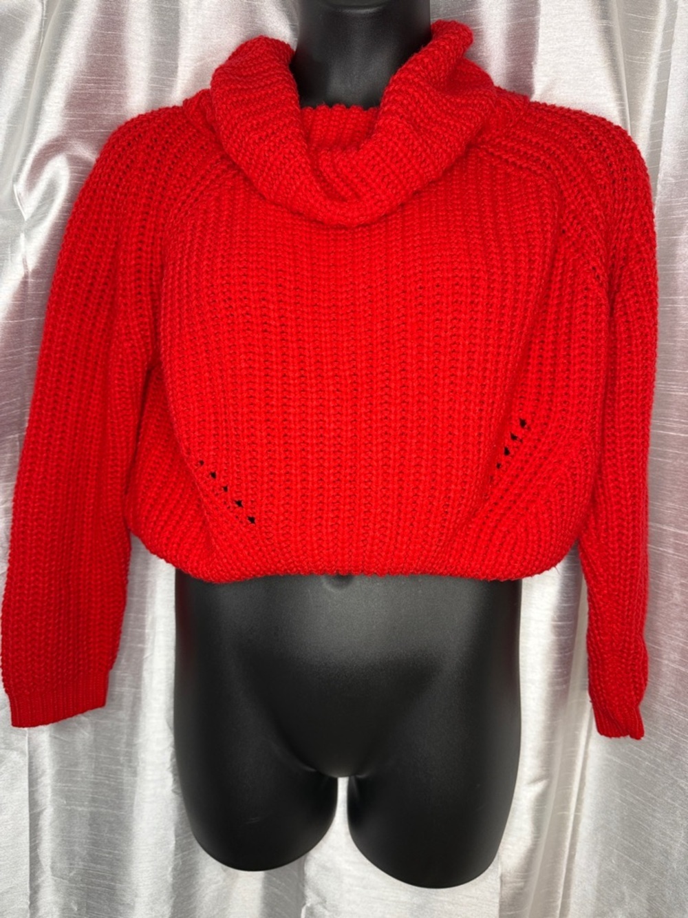 Moon & Madison Cowl Neck Loose Knit Sweater Crop Red Women’s M Raglan Sleeve